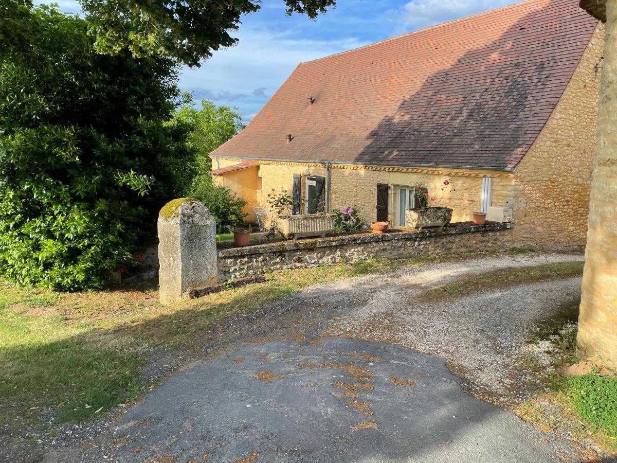 Holidayhome For 6 Persons At Ferme La Geneste Coux-et-Bigaroque-Mouzens ภายนอก รูปภาพ