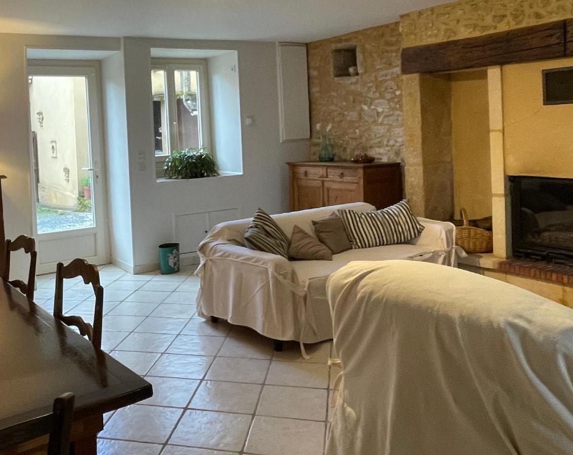 Holidayhome For 6 Persons At Ferme La Geneste Coux-et-Bigaroque-Mouzens ภายนอก รูปภาพ